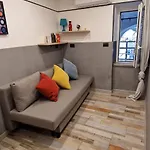 Mooniq * Napoli