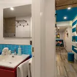 Mooniq * Napoli